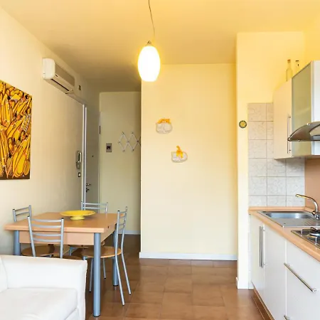 La Casa Al Mare Di Beba Lägenhet